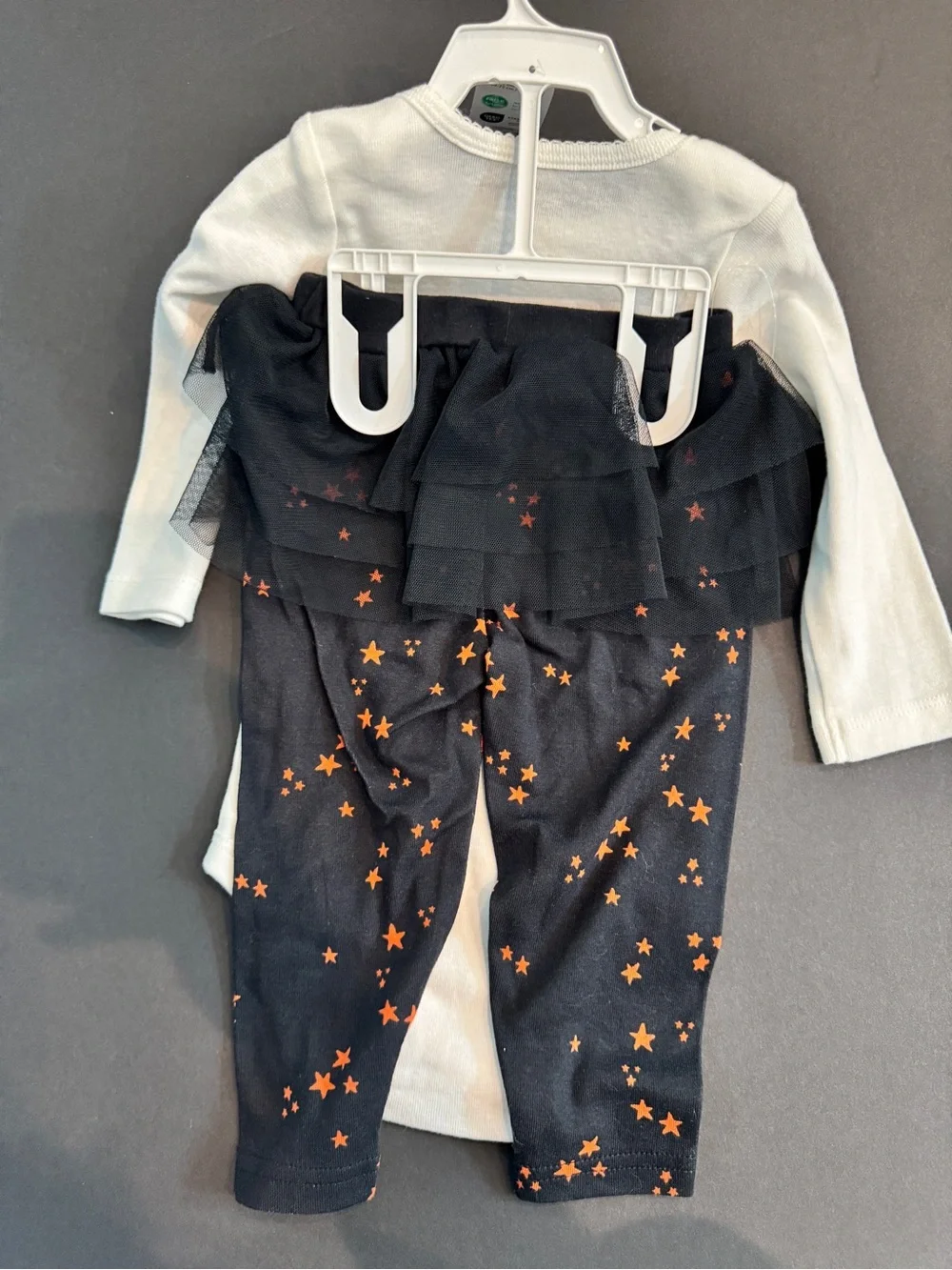 NWT Halloween Baby outfits Sz 6-9Months Cat and Jack, Carters